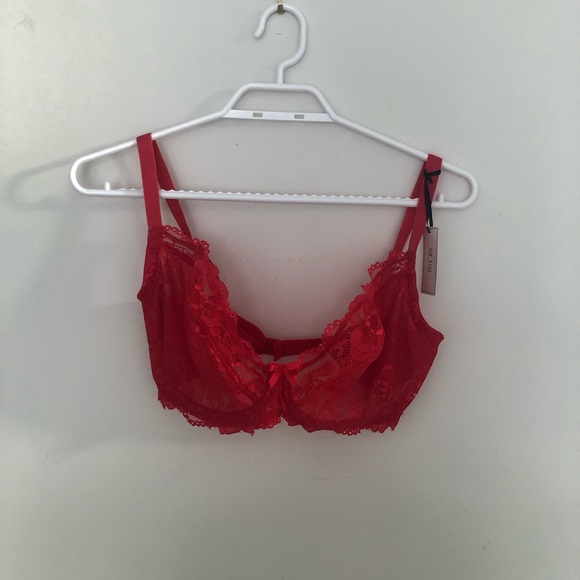 Unlined Red Lacey Bra (30G) - Picture 1 of 4